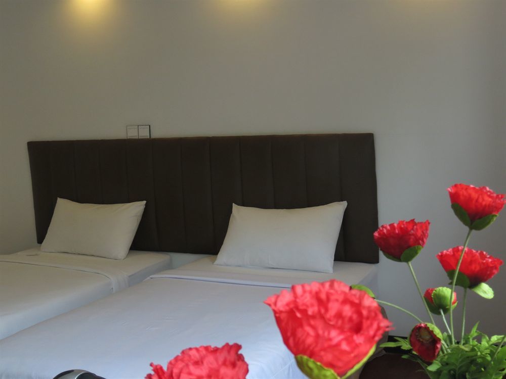 High Five Hotel Γιανγκόν Εξωτερικό φωτογραφία