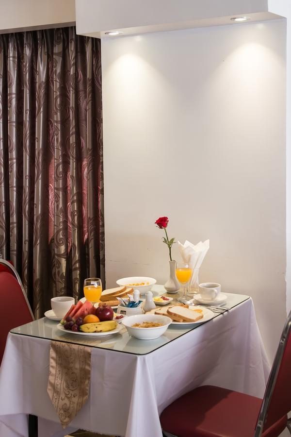 High Five Hotel Γιανγκόν Εξωτερικό φωτογραφία