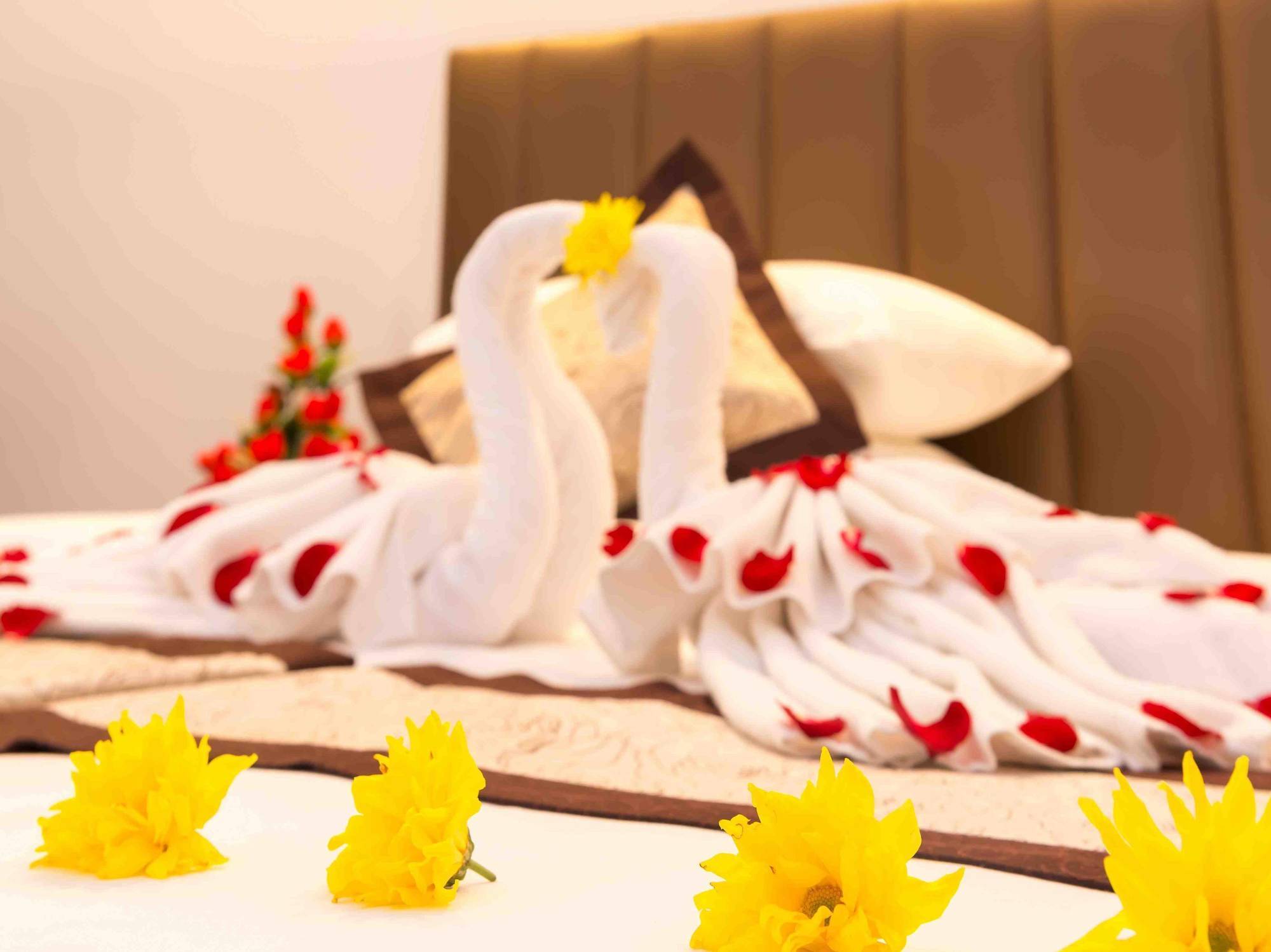 High Five Hotel Γιανγκόν Εξωτερικό φωτογραφία