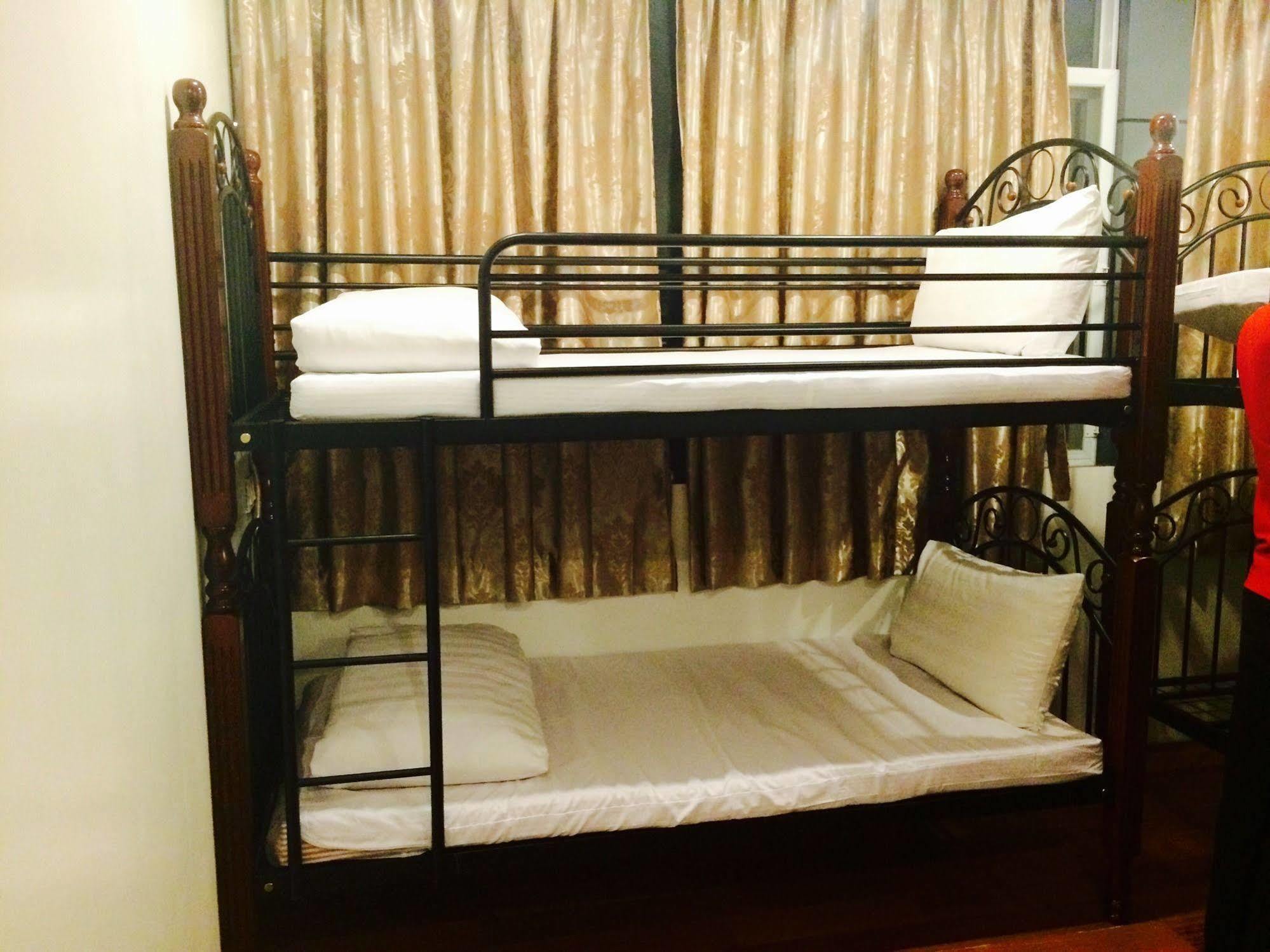High Five Hotel Γιανγκόν Εξωτερικό φωτογραφία