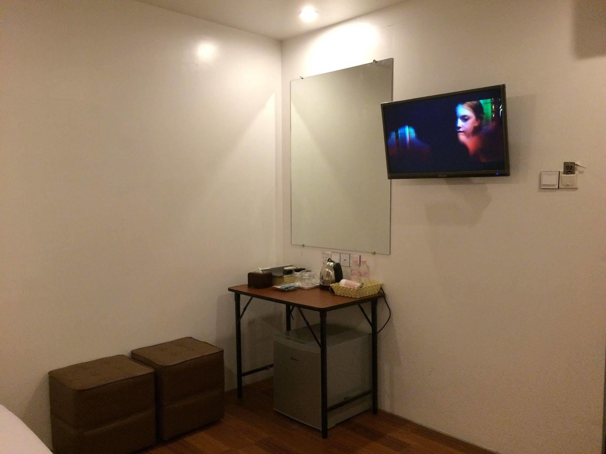 High Five Hotel Γιανγκόν Εξωτερικό φωτογραφία